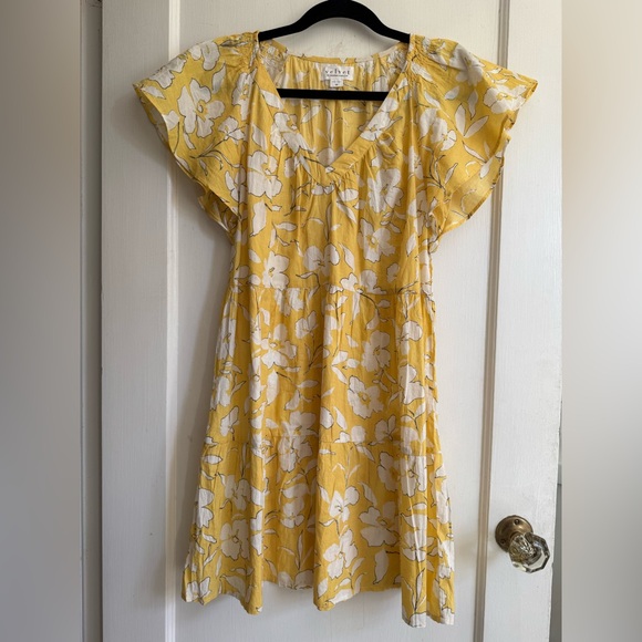 Velvet Kellie floral fluttery sleeve v neck cotton mini dress - Picture 5 of 10